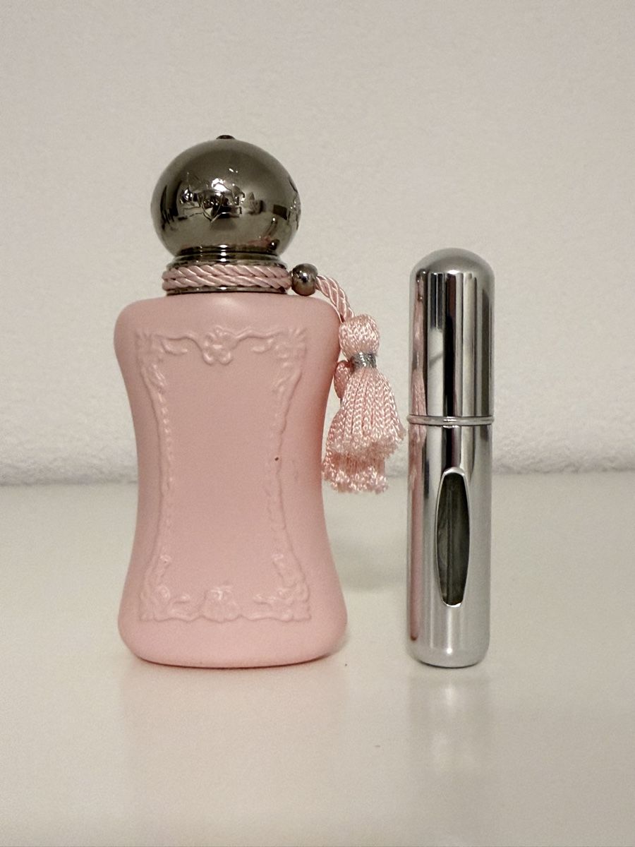 Parfums & Eau de Toilette: Delina, Parfums de marly 5 ml – D'occasion à Naters par luj_qc6b