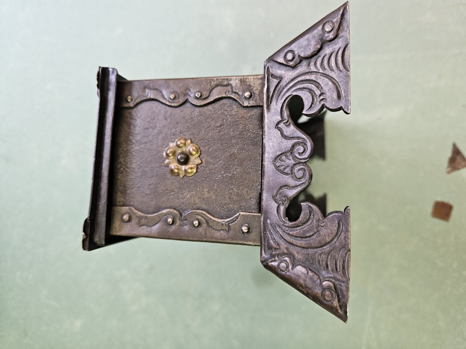 Cadenas: schloss trühli – D'occasion à Schwellbrunn par Omega-alpha 5