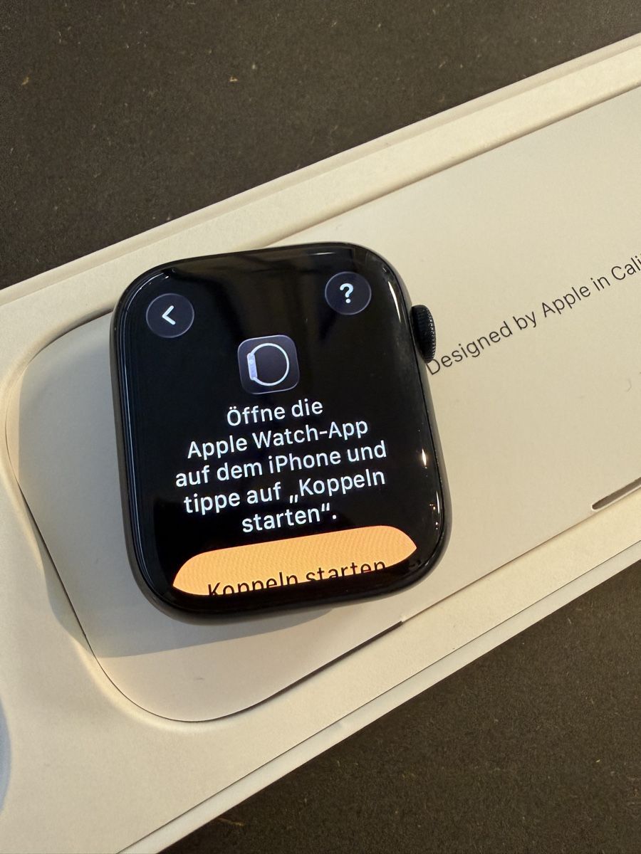 Apple Smartwatch: Apple Watch Series 9 45mm Midnight S/M GPS – Usato da Malans venduto da Ticco13 1