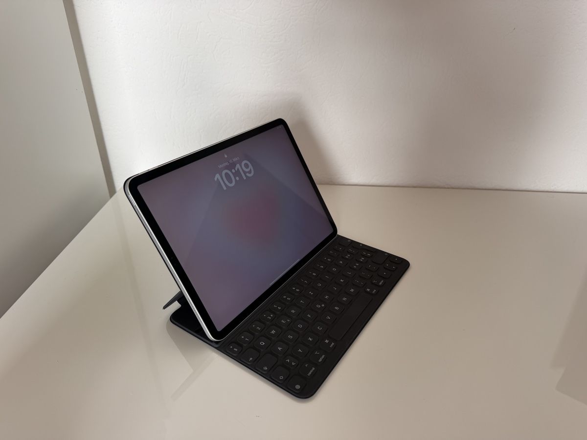 Apple Tablet PC: Apple iPad Pro 11” Silber – Nuovo (secondo la descrizione) da St. Gallen venduto da lare2000