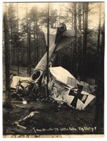 Fotografie abgestürztes deutsches Flugz
