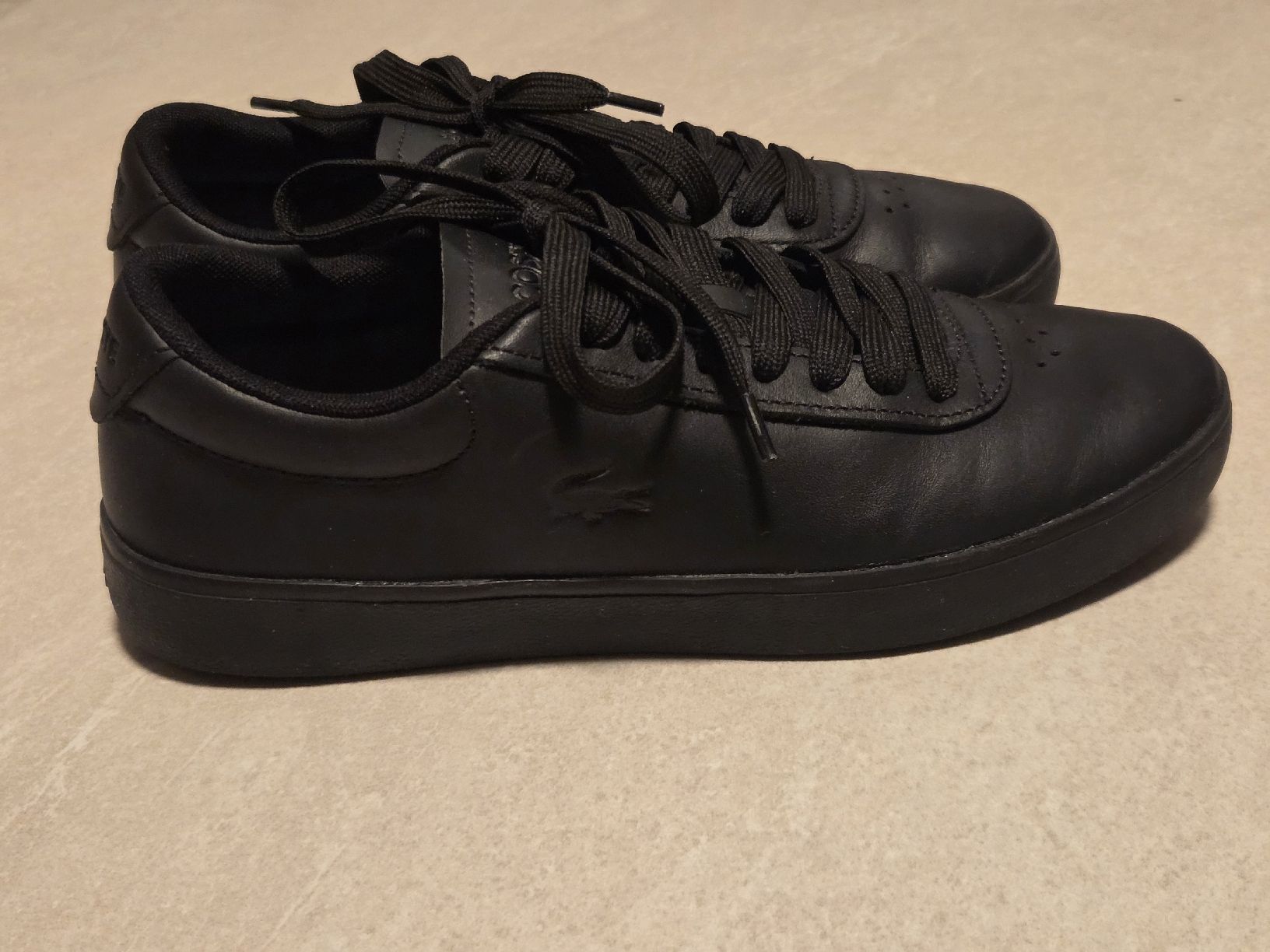 Lacoste Scarpe da donna: Lacoste Sneaker low - black Grösse 39 – Usato da Brugg AG venduto da Kitycity 1