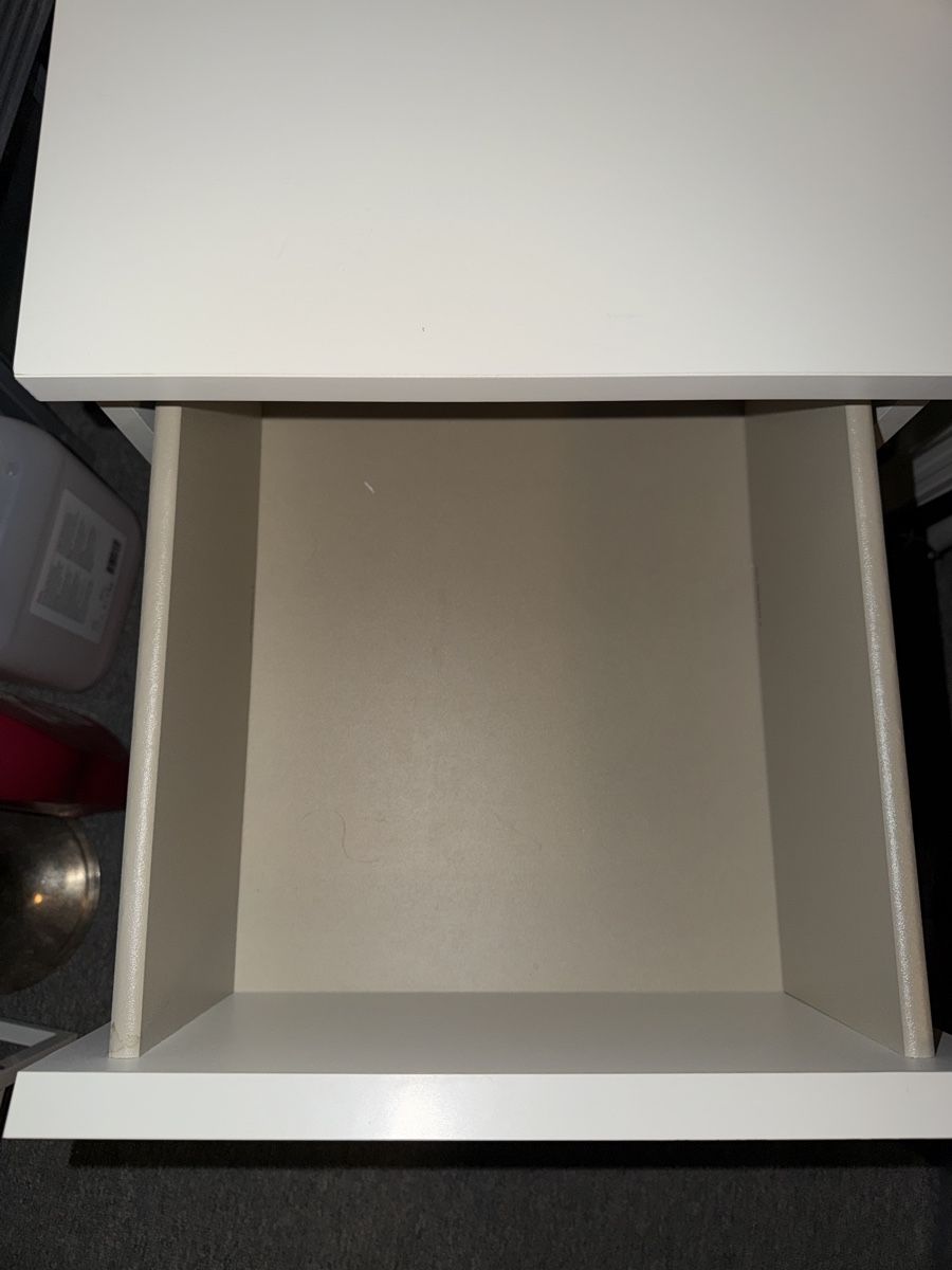 Comodini: IKEA Nachttisch zu verkaufen – Usato da Volketswil venduto da Chantsch 2