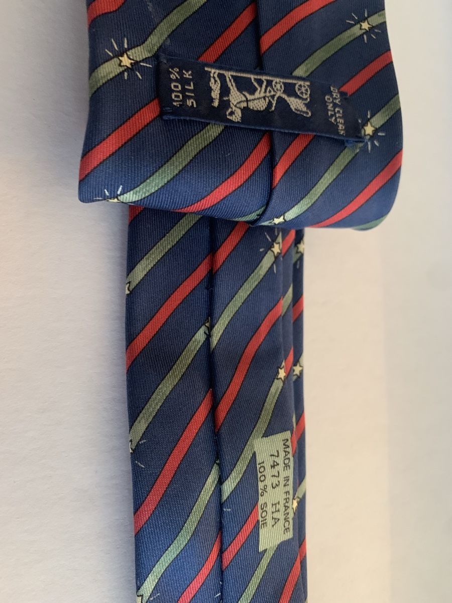 Hermès Cravatte: Hermès Cravatta – Usato da Lugano venduto da Edera49 3