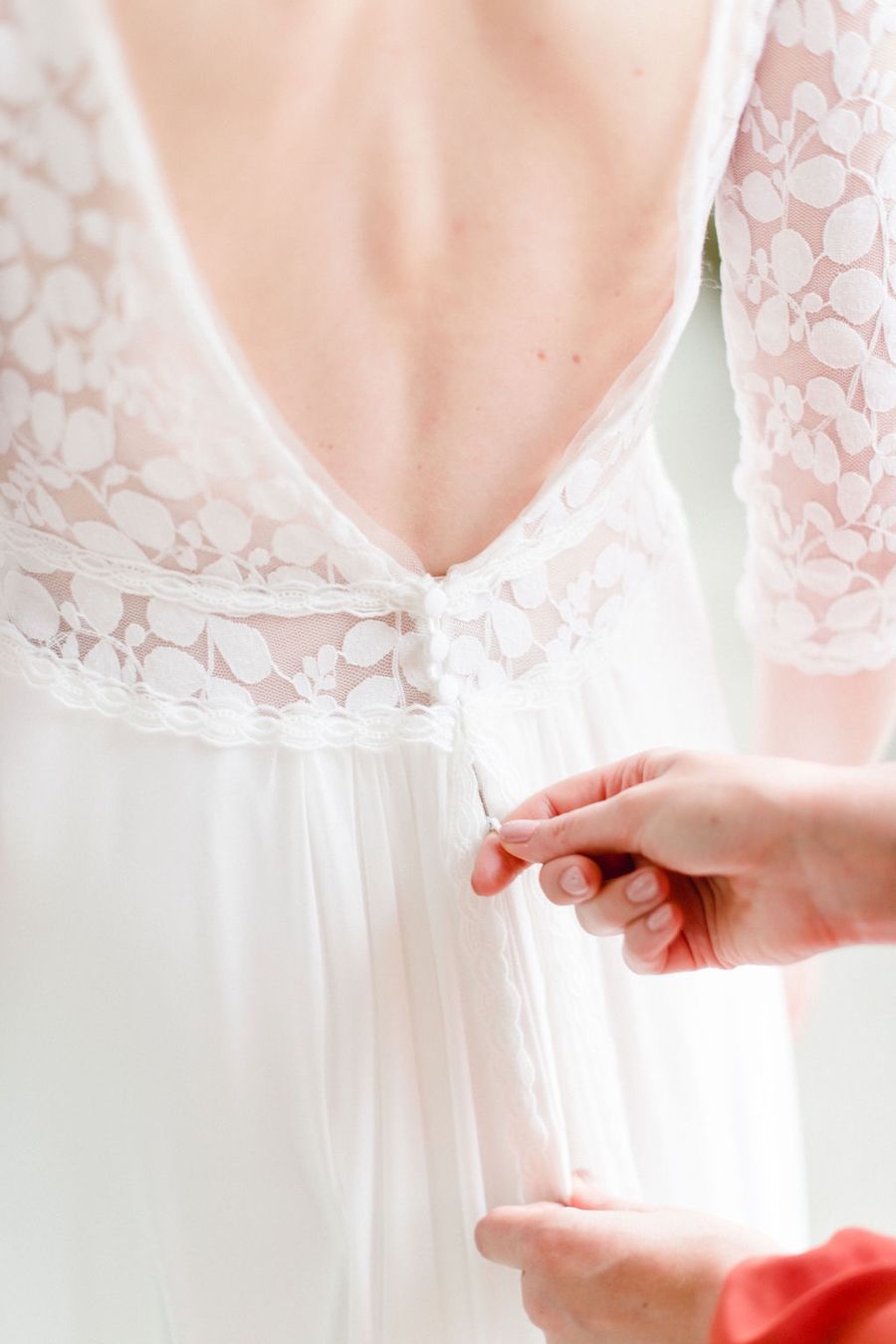 Kleider: Robe de mariée Rembo Styling dos ouvert 36-38 – Gebraucht aus Riaz von lae_w8v5 2