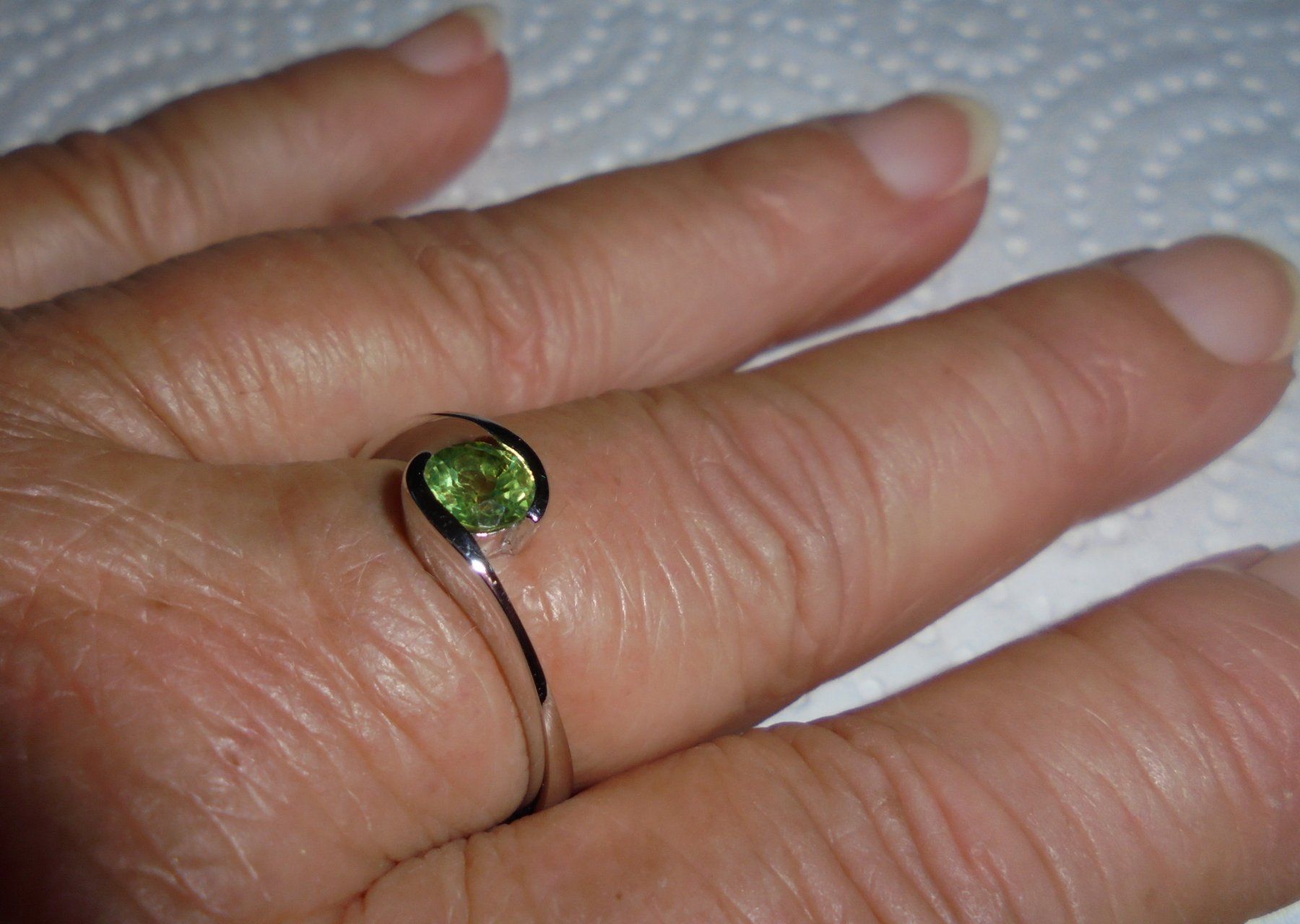 Anelli: Echtschmuck: Peridot-Silberring 18/56 – Nuovo (secondo la descrizione) da Zuchwil venduto da maumauchi 4