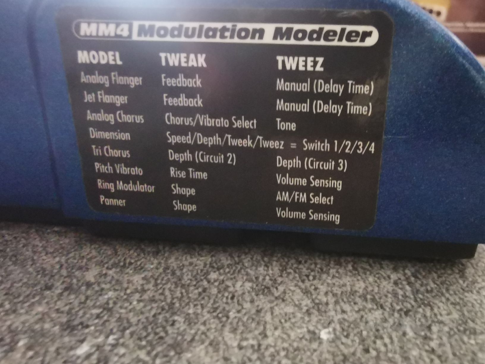 Line 6 Strumenti musicali: Line 6 MM4 Modulation Modeler mit Netzteil und OVP – Usato da Rohrbachgraben venduto da noisenomad 5