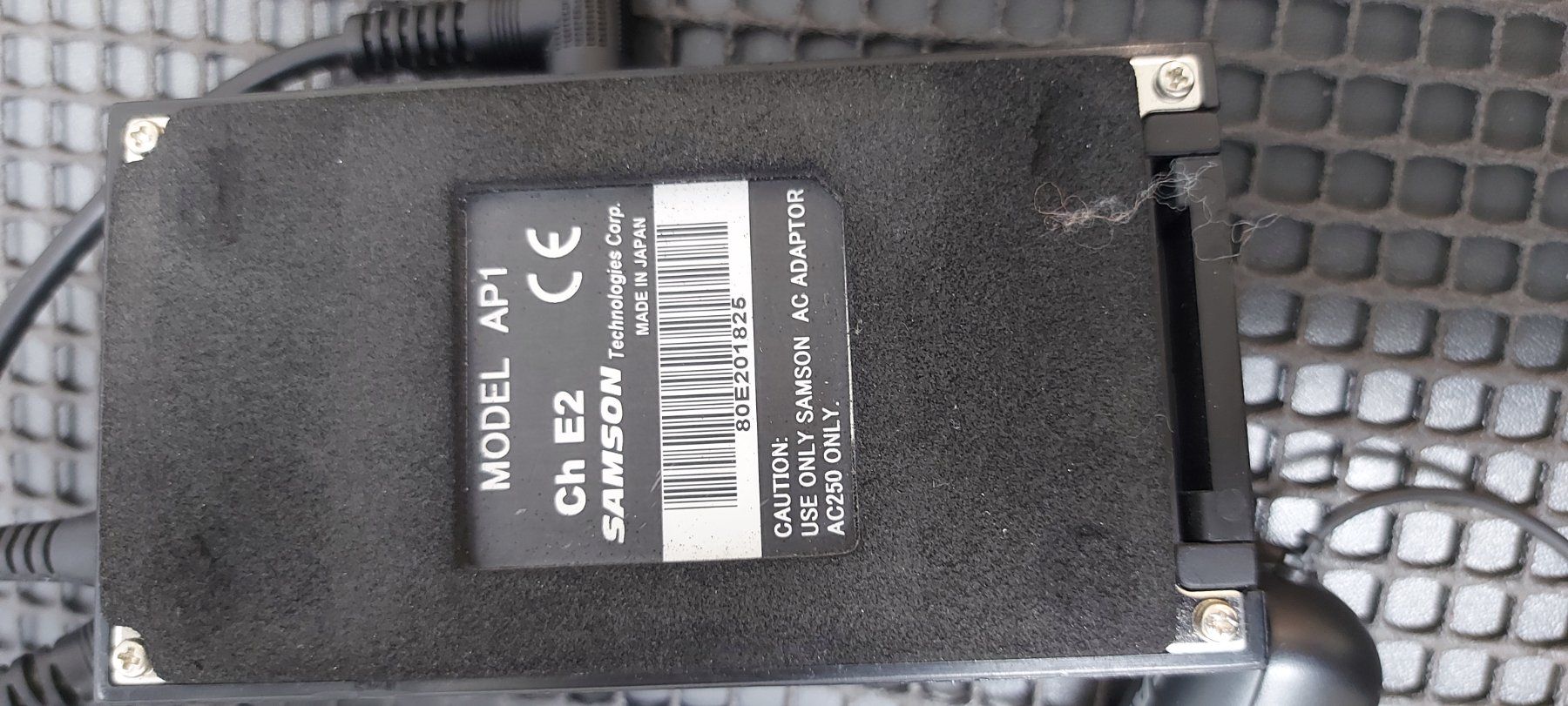 Mikrofone: Samson Airline AG1 Guitar UHF Wireless System E2 – Gebraucht aus Glattbrugg von Swissmusik 4