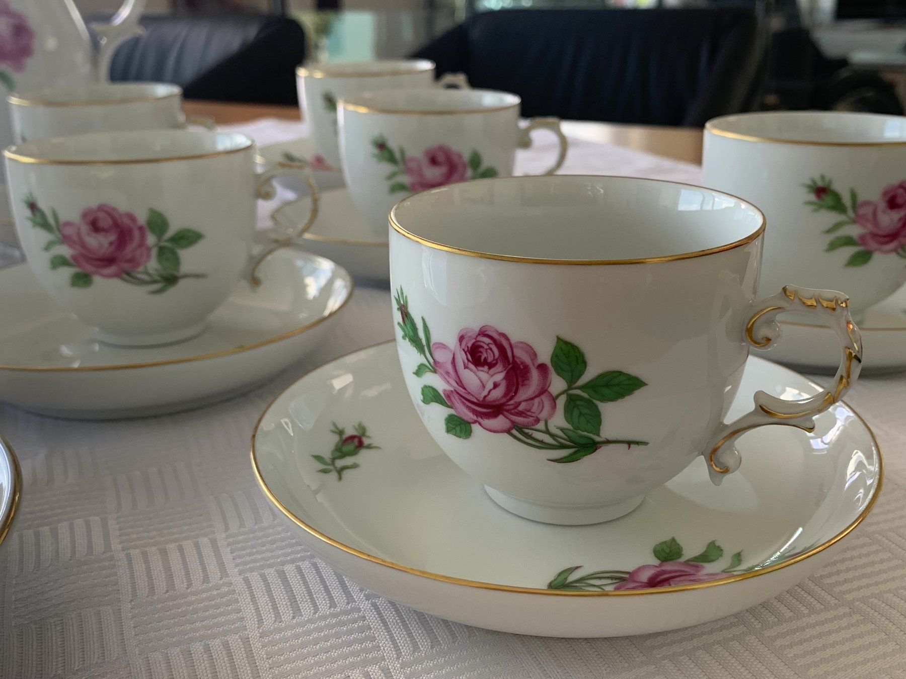 Fürstenberg Set di piatti: Fürstenberg "Rote Rose" Kaffeeservice – Usato da Birrwil venduto da struempler 2