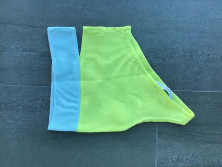 Top,Gr. S, Top Zustand, Sommer Hit!