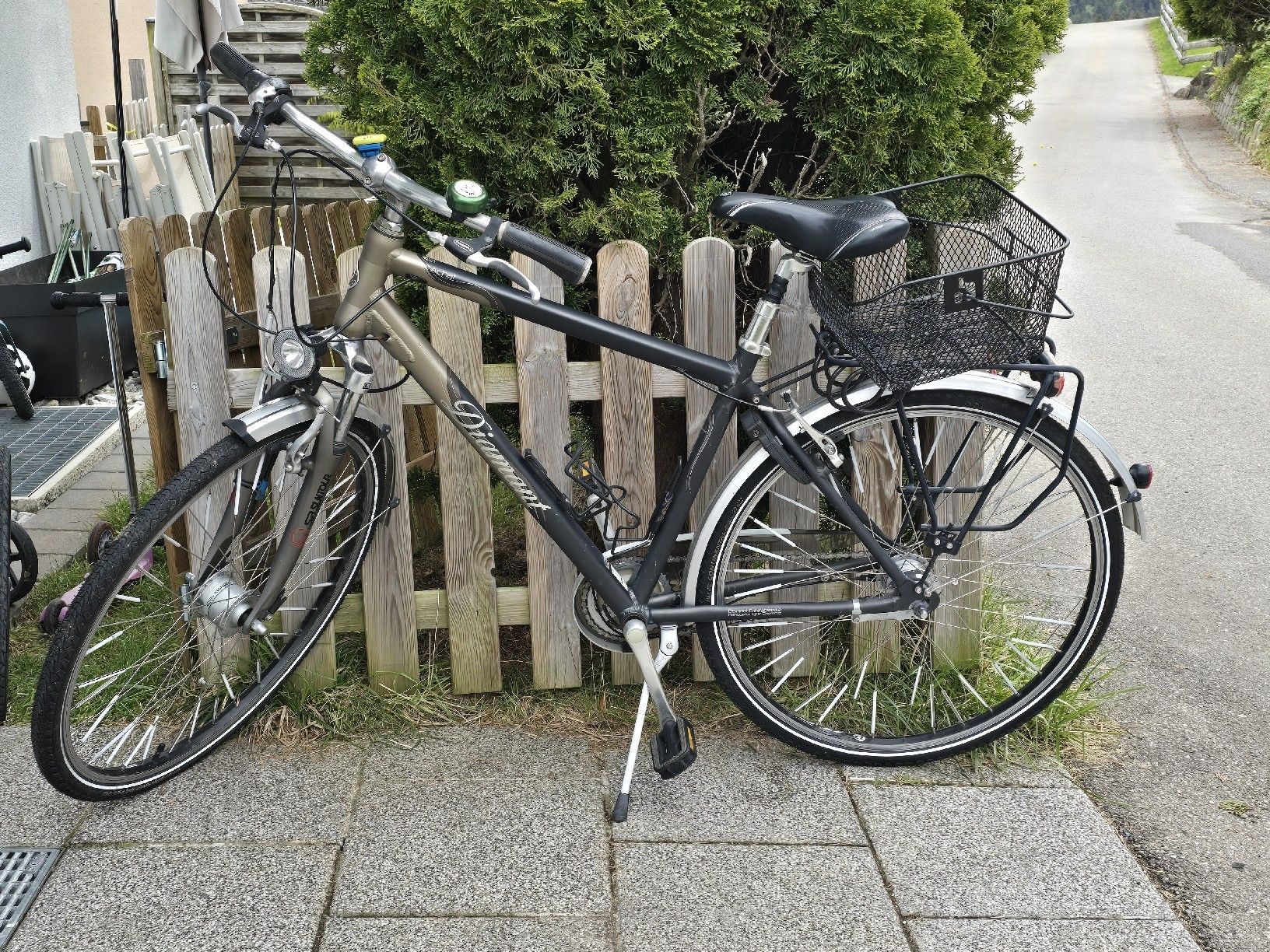 pkw anhänger für 4 fahrräder TREILER®️ 350- Der Fahrradanhänger für 4 E-Bikes
