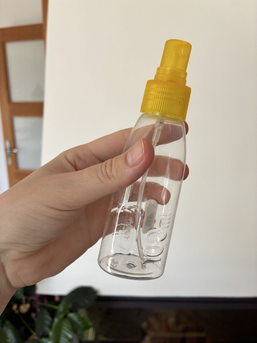 Altro per la cura del corpo: Empty Travel Size Spray Bottle - 100ml - Yellow Top – Usato da Untersiggenthal venduto da mic_ksv9 1