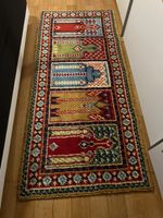 Handgefertigter Vintage Wollteppich