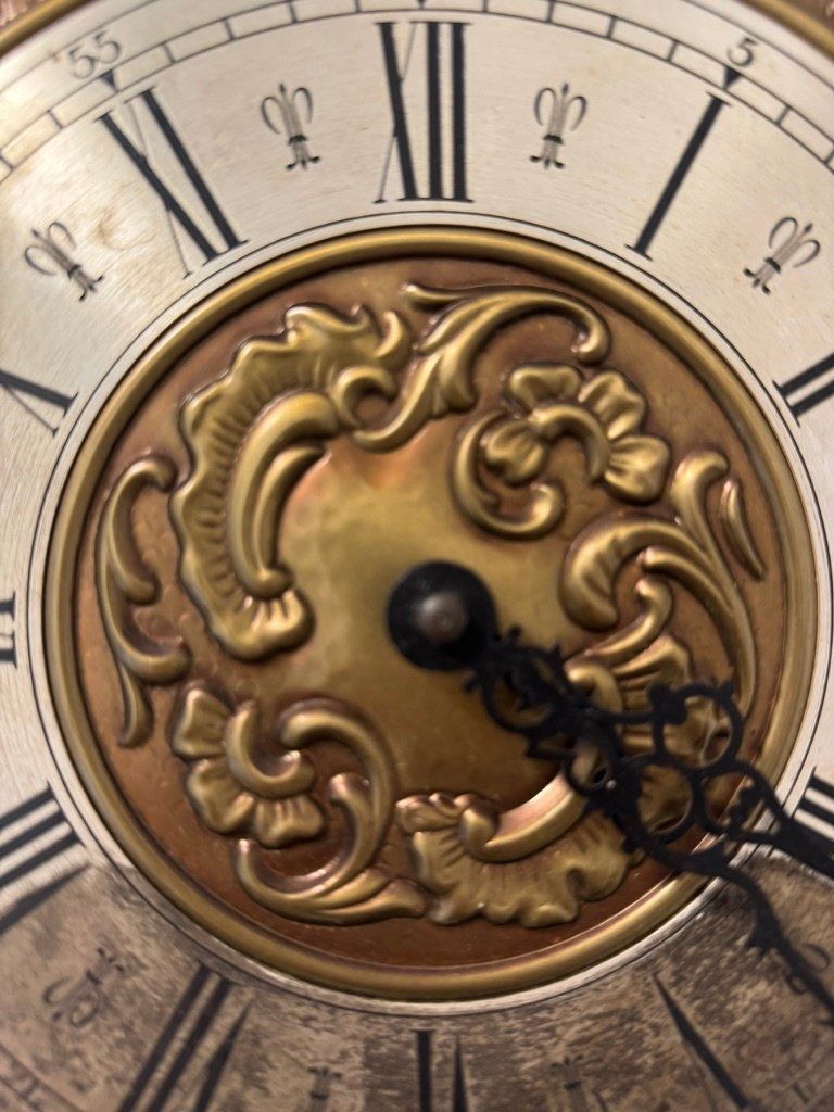 Orologi da terra & Orologi da parete: Dekorative Pendeluhr Messing Barock mit Ketten & Pendel – Usato da Zollikon venduto da olv_yp8p 3