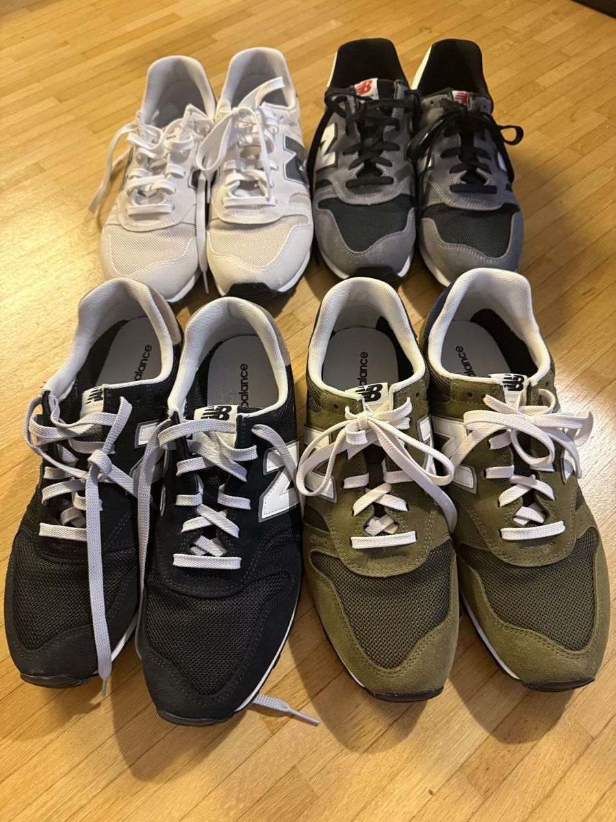 New Balance Scarpe da uomo: 4 Paar New Balance 373 – Nuovo (secondo la descrizione) da Therwil venduto da Gravitron