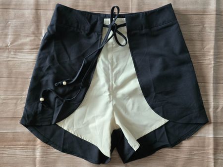 NEU Raffinierter 2-in-1 Skort - L - Wickelrock-Shorts