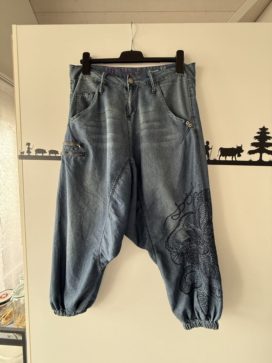 Desigual Jeans: Coole "Desigual" Sarouel Opa Jeans M/L – Usato da Sirnach venduto da sirni 7
