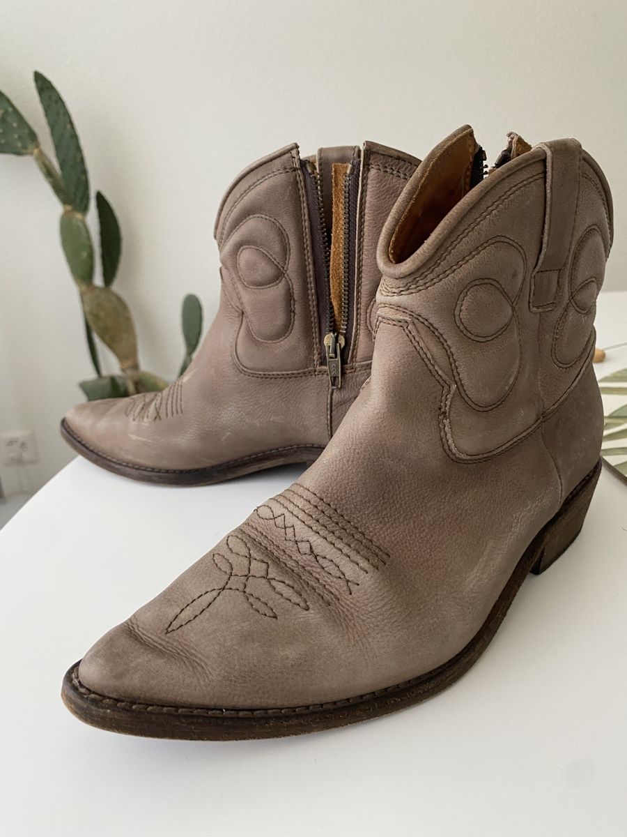 Navyboot Scarpe da donna: navyboot western boots 37 isabel marant style – Usato da adliswil venduto da PRELOVED_ 1