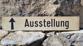 Ausstellungsschild guter Zustand
