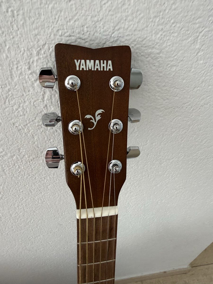 Yamaha Strumenti musicali: Yamaha F310P Akustikgitarr inkl. Original-Tasche – Nuovo (secondo la descrizione) da Zürich venduto da __sandro 3