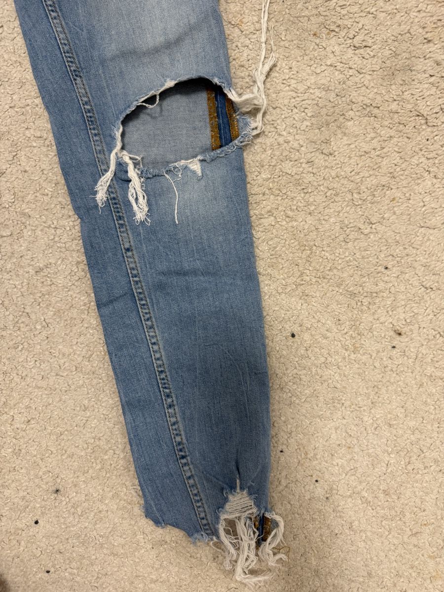 Jeans: Jeans  – Usato da Bolligen venduto da arg_v256 1