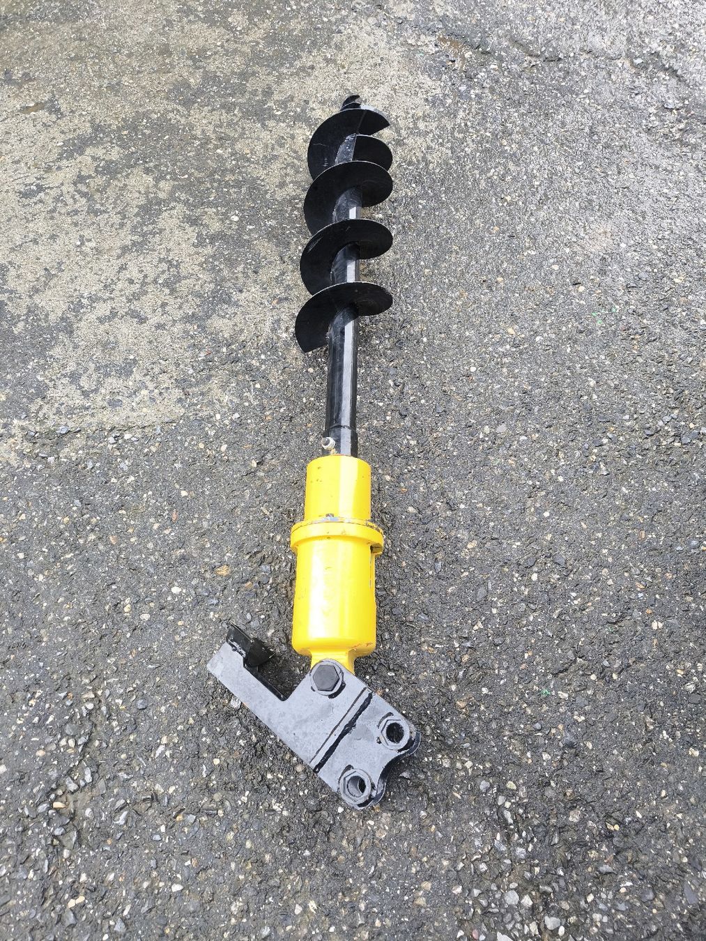 Alle Maschinen: Erdbohrer Hydraulisch Neu mit Bohrer 20cm – Neu (gemäss Beschreibung) aus Geiss von Fiatagri_power