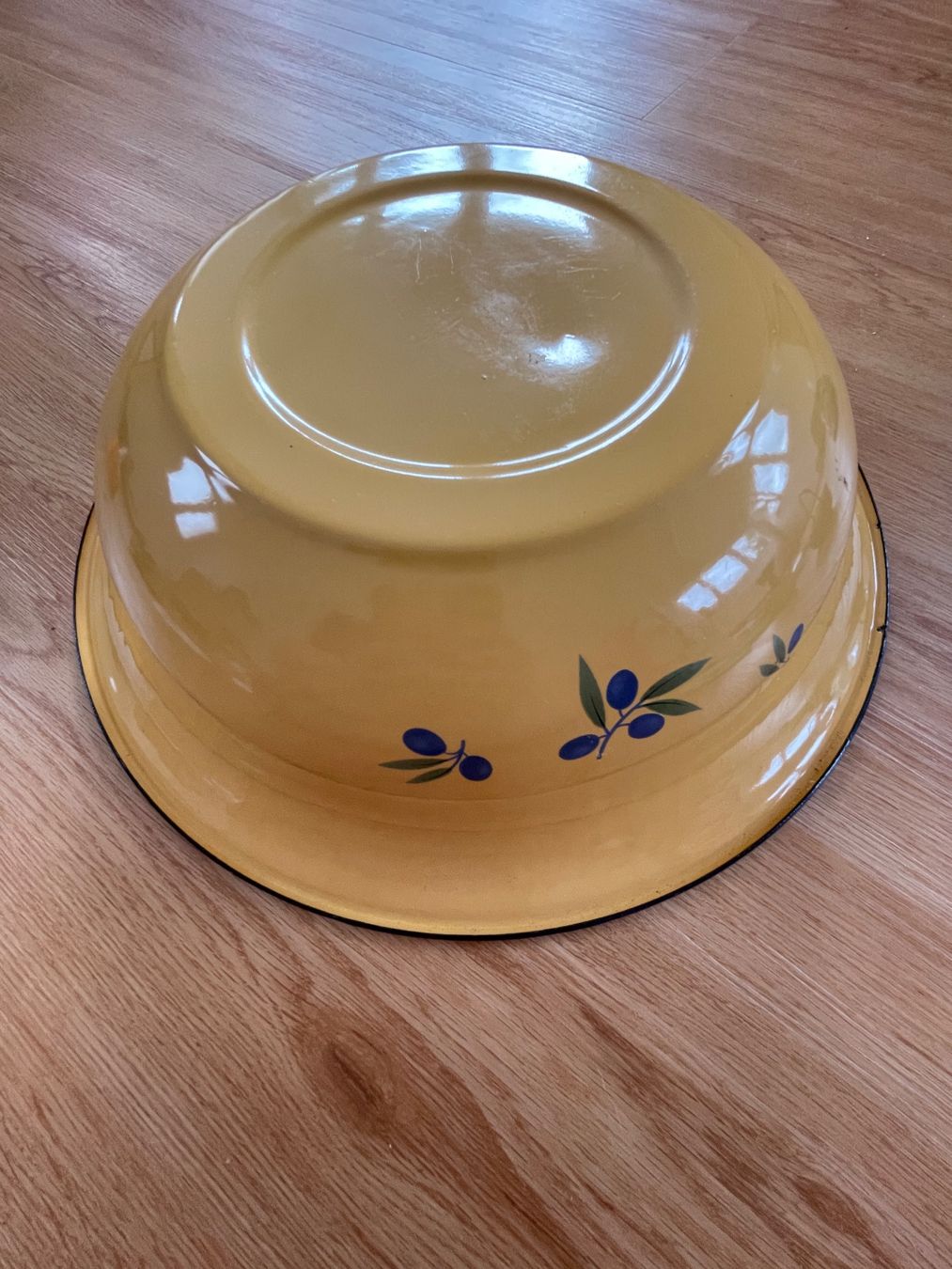 Sonstige Gartendekorationen: Bassine émaillée – Gebraucht aus Buttes von ste_29gf 1