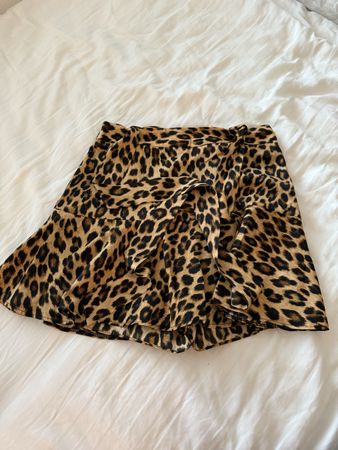 Zara Minirock mit Leopardenmuster, Gr. S