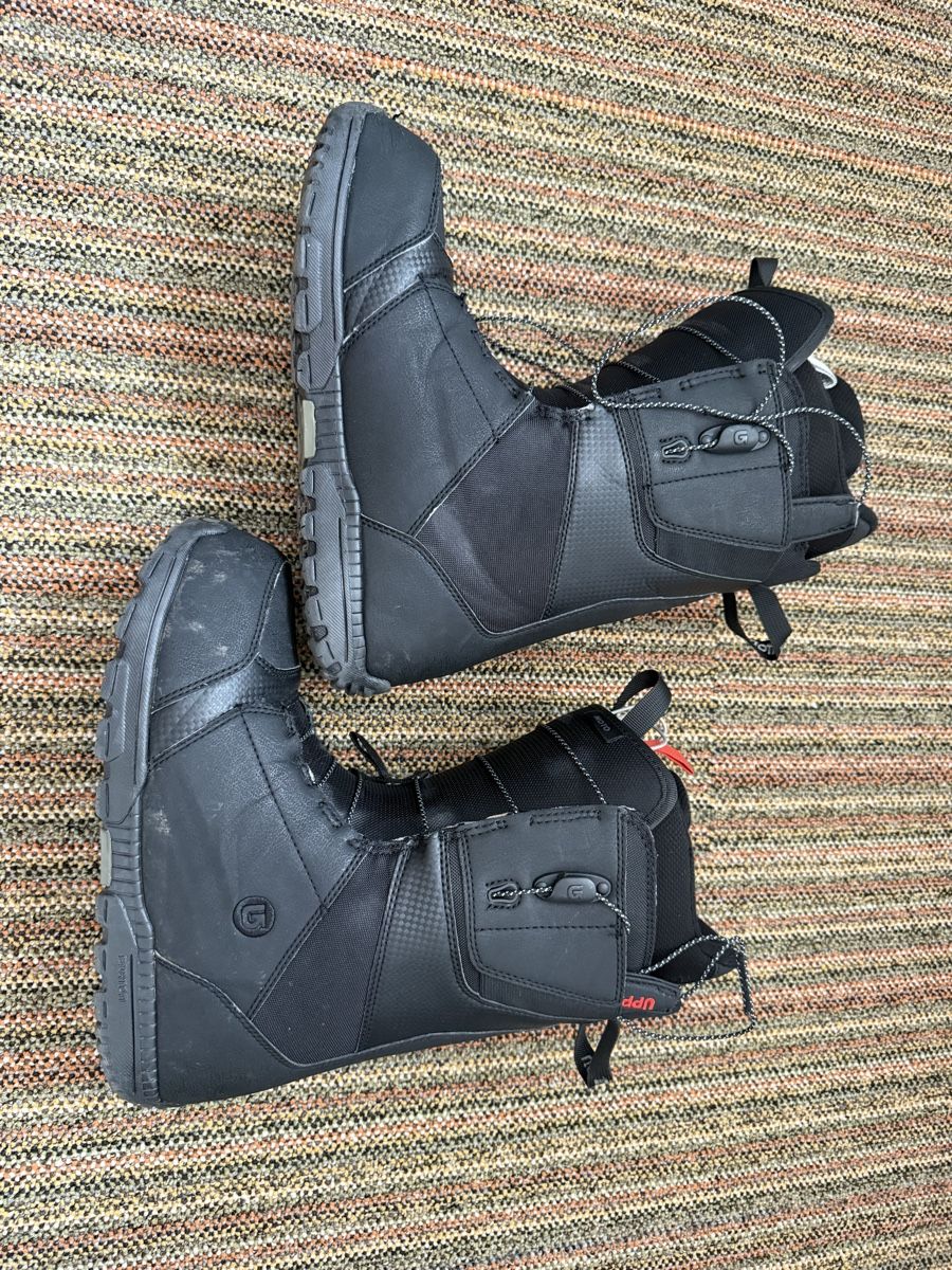 Burton Chaussures hommes: Burton Moto Snowboardboots schwarz – D'occasion à Forch par m_d_wq2p 1