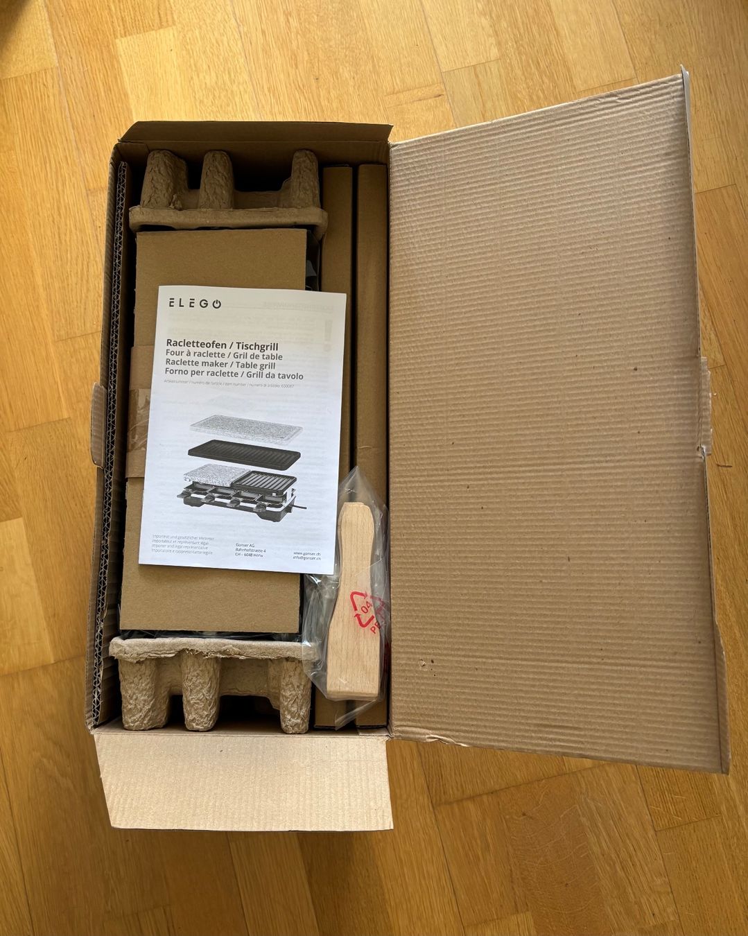 Elettrodomestici da cucina: Raclette - / Tischgrill (neu) – Nuovo e nell'imballaggio originale da Uzwil venduto da Roger-iO 1