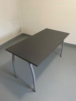 Grauer Bürotisch, Top Zustand, einfache Montage