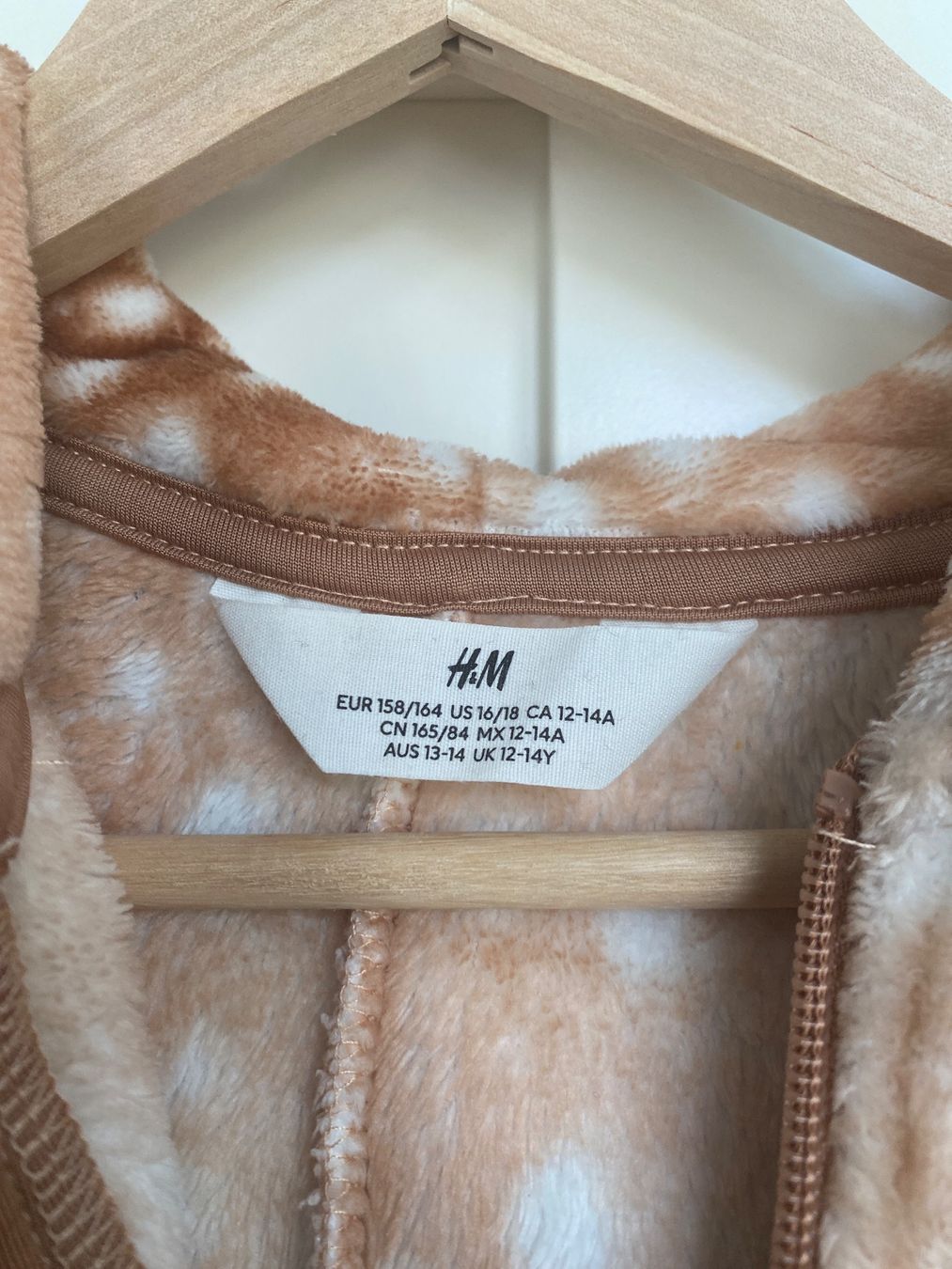 H&M Tute: H&M Onesie Rehprint Grösse 158/164 – Nuovo (secondo la descrizione) da Esslingen venduto da Tinsku 1
