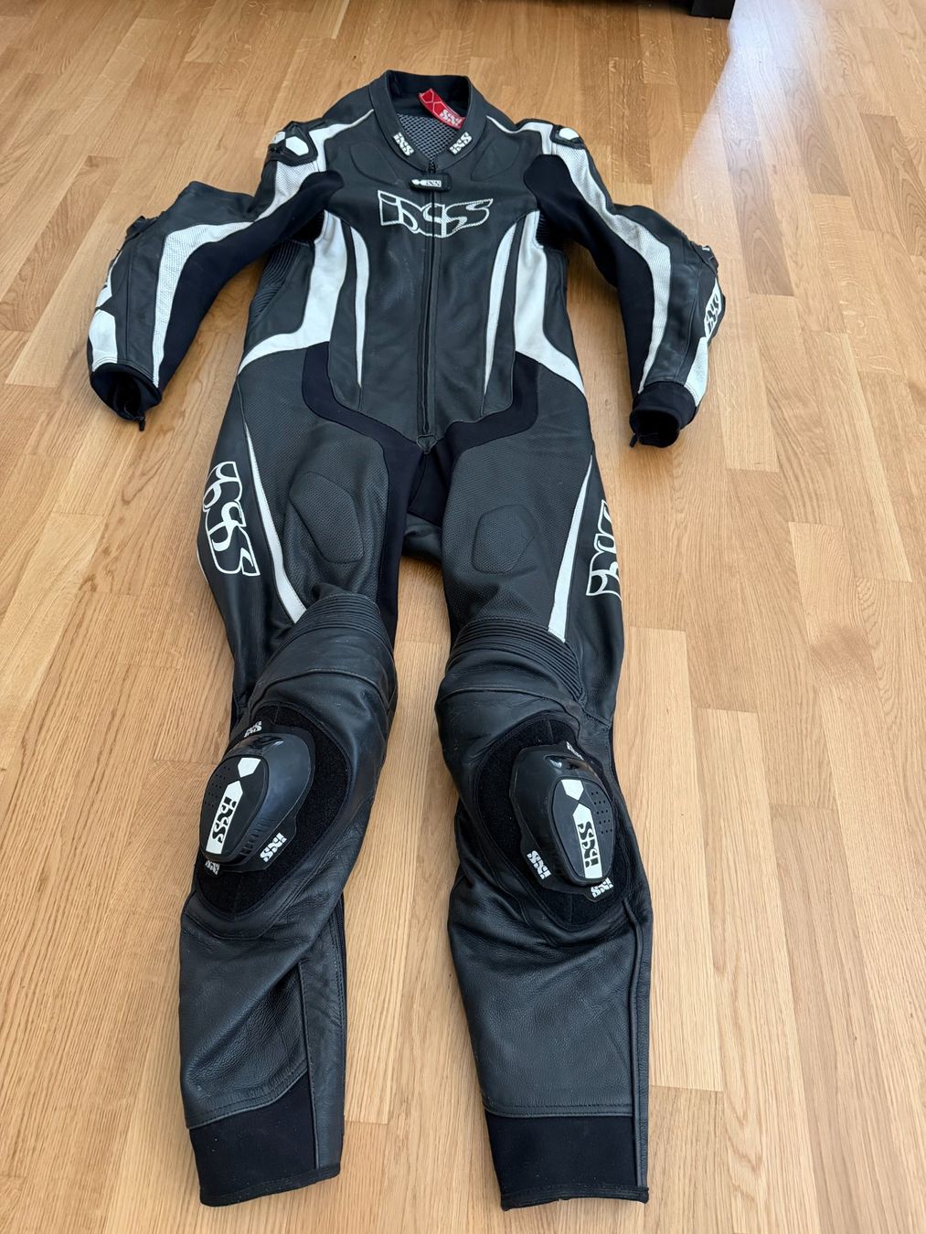 IXS Giacche: Motorrad Lederkombi Einteiler schwarz iXS – Usato da Dübendorf venduto da tha_57ql 5