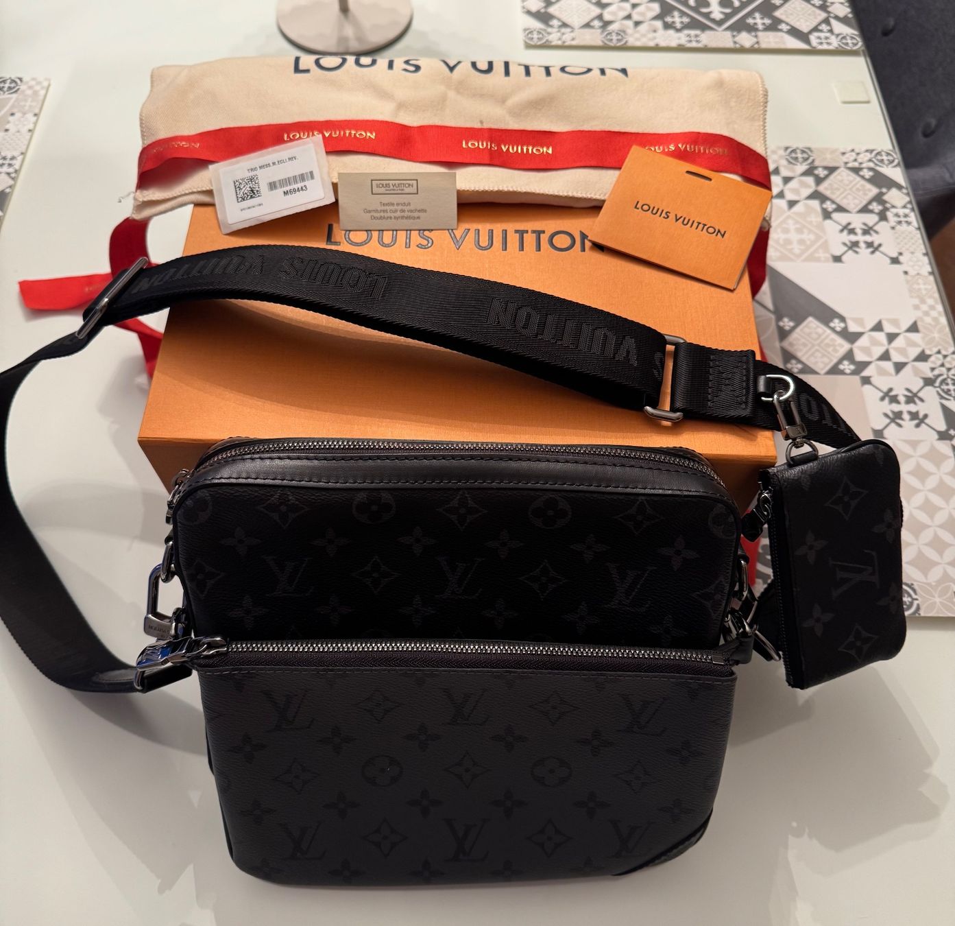 Louis Vuitton Borse: Louis Vuitton Trio Messenger – Nuovo (secondo la descrizione) da Bonvillars venduto da sachakv 1
