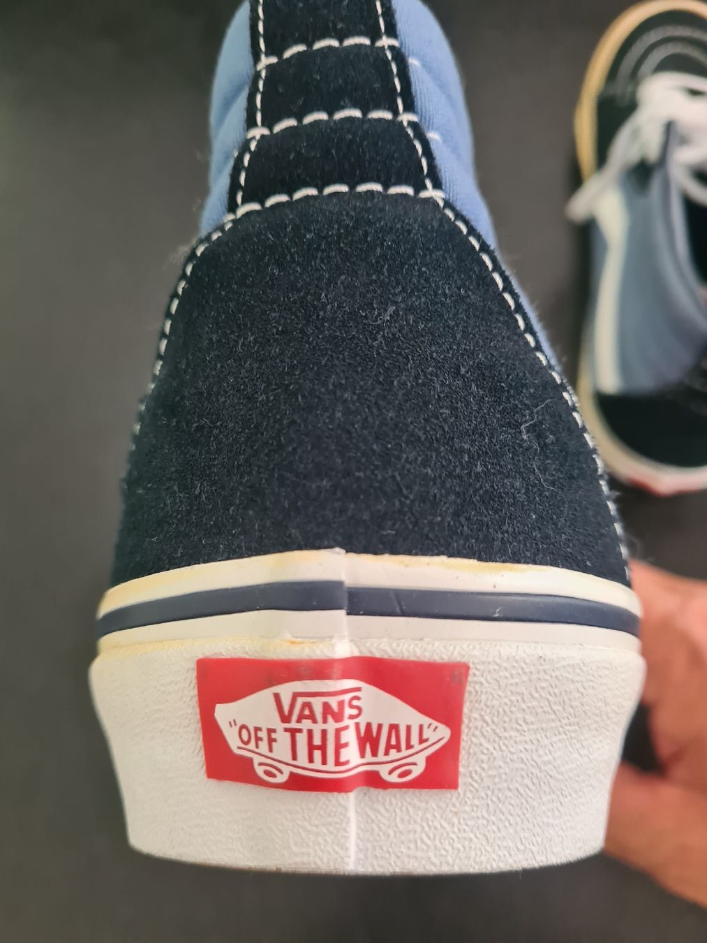 Vans Scarpe da uomo: Vans Sneaker "SK8-Hi" Größe 40,5 – Nuovo (secondo la descrizione) da St. Gallen venduto da charly92 5