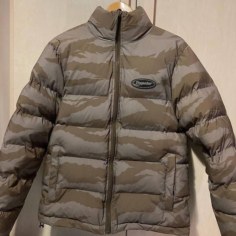 Vestes: Trapstar Hyperdrive Camo Jacket – D'occasion à bedigliora par kabramakashowm 1