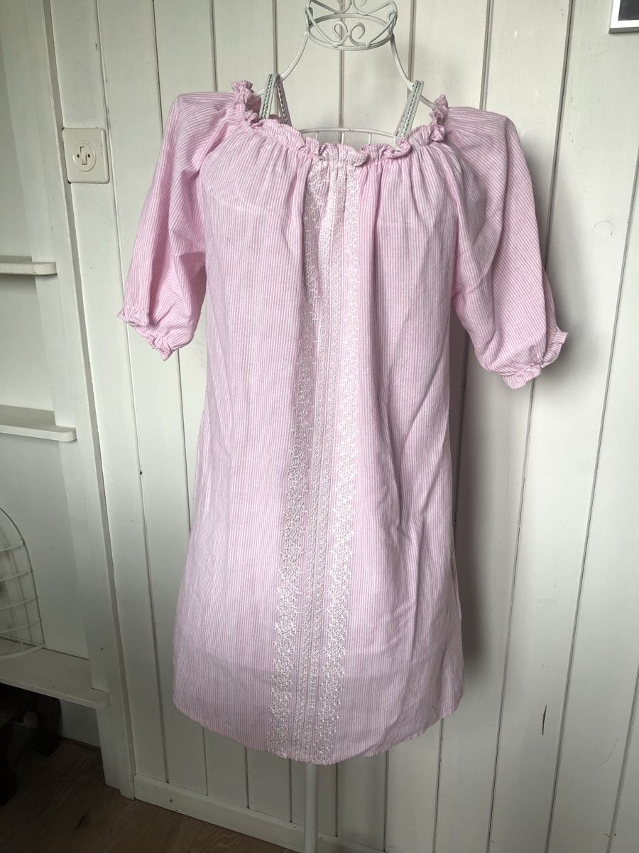 Vestiti: Robe Jubylee S/M – Usato da Cuarnens venduto da Sandrine0110