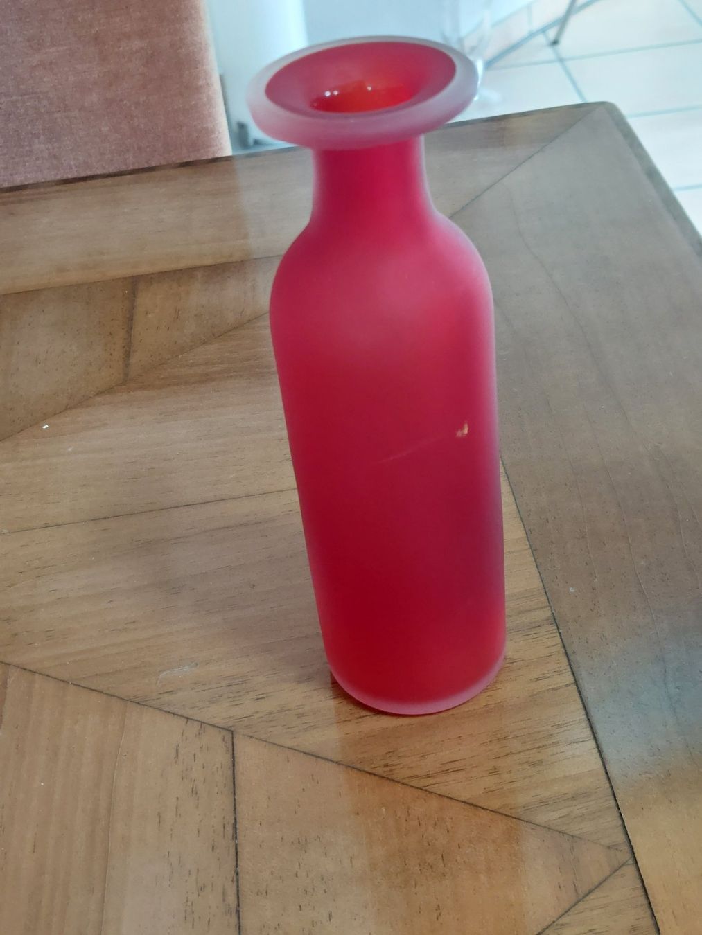 Murano Vasen & Gefässe: Murano Glas Vase, dunkelrot, mit Marke – Gebraucht aus Hergiswil NW von maiette-23.N 1