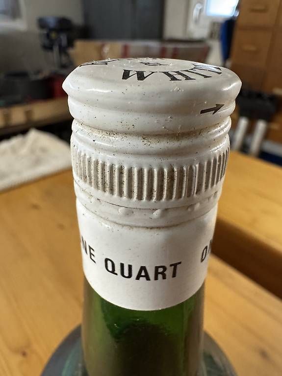 Bevande alcoliche: Black & White Scotch Whiskey, 1968 – Usato da Wetzikon ZH venduto da mitchinger100 2