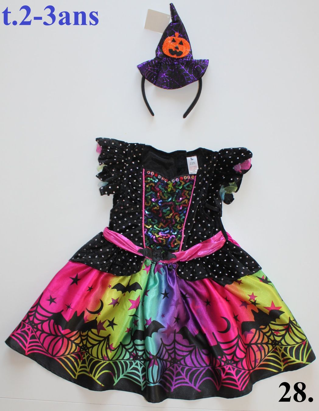 Costumi: Costume sorcière / Hexe t. 2 - 3 ans – Usato da Peseux venduto da CoolShoping
