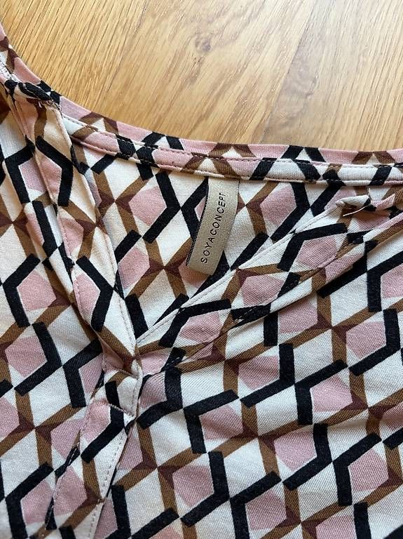 Blusen: Blusen – Gebraucht aus Kirchberg BE von Melanie.MaraM 1
