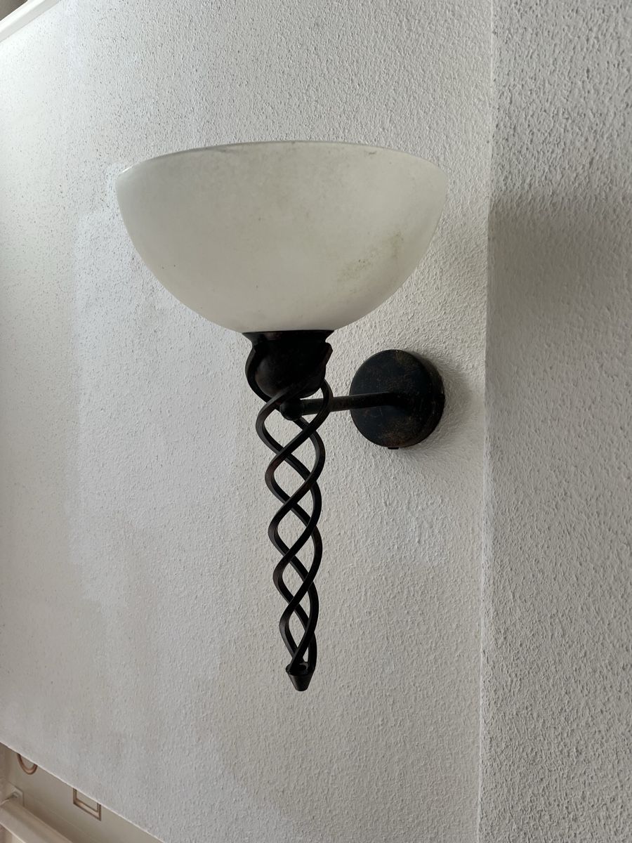 Lampade: Applique murale design en spirale noir et blanc – Usato da Chambésy venduto da ggr_yg5d 1
