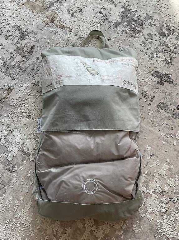 Bugaboo Sacs de couchage: Chancelière Bugaboo performance hiver 80 chf – D'occasion à Petit-Lancy par alb_b28x