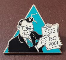 R595 - Pin Mann SQS ISO 9001