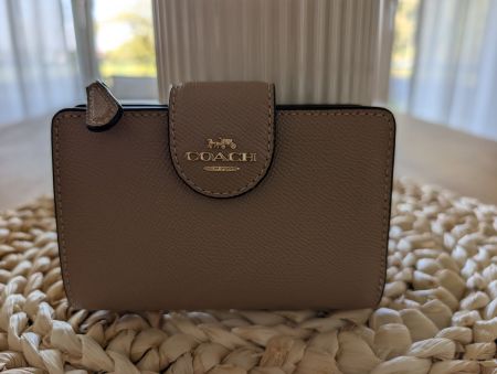 Coach Wallet beige