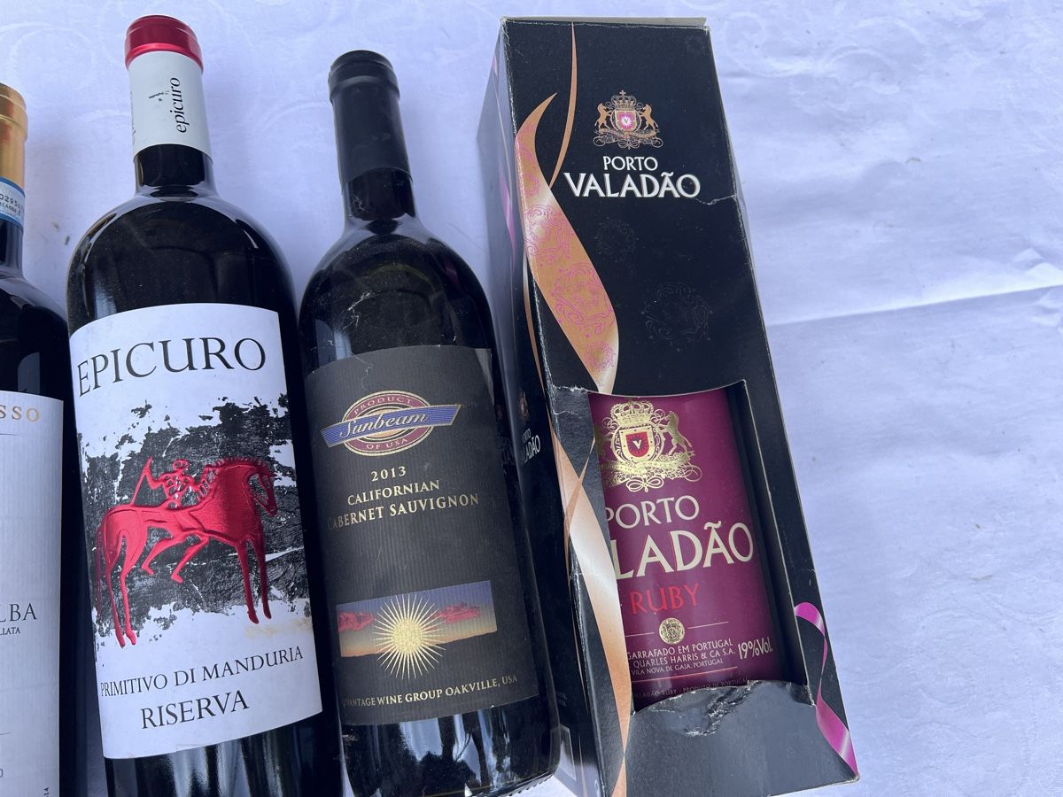 Wein: 9 Flaschen Weine (128) – Gebraucht aus Glattfelden von maa_qcj8 5