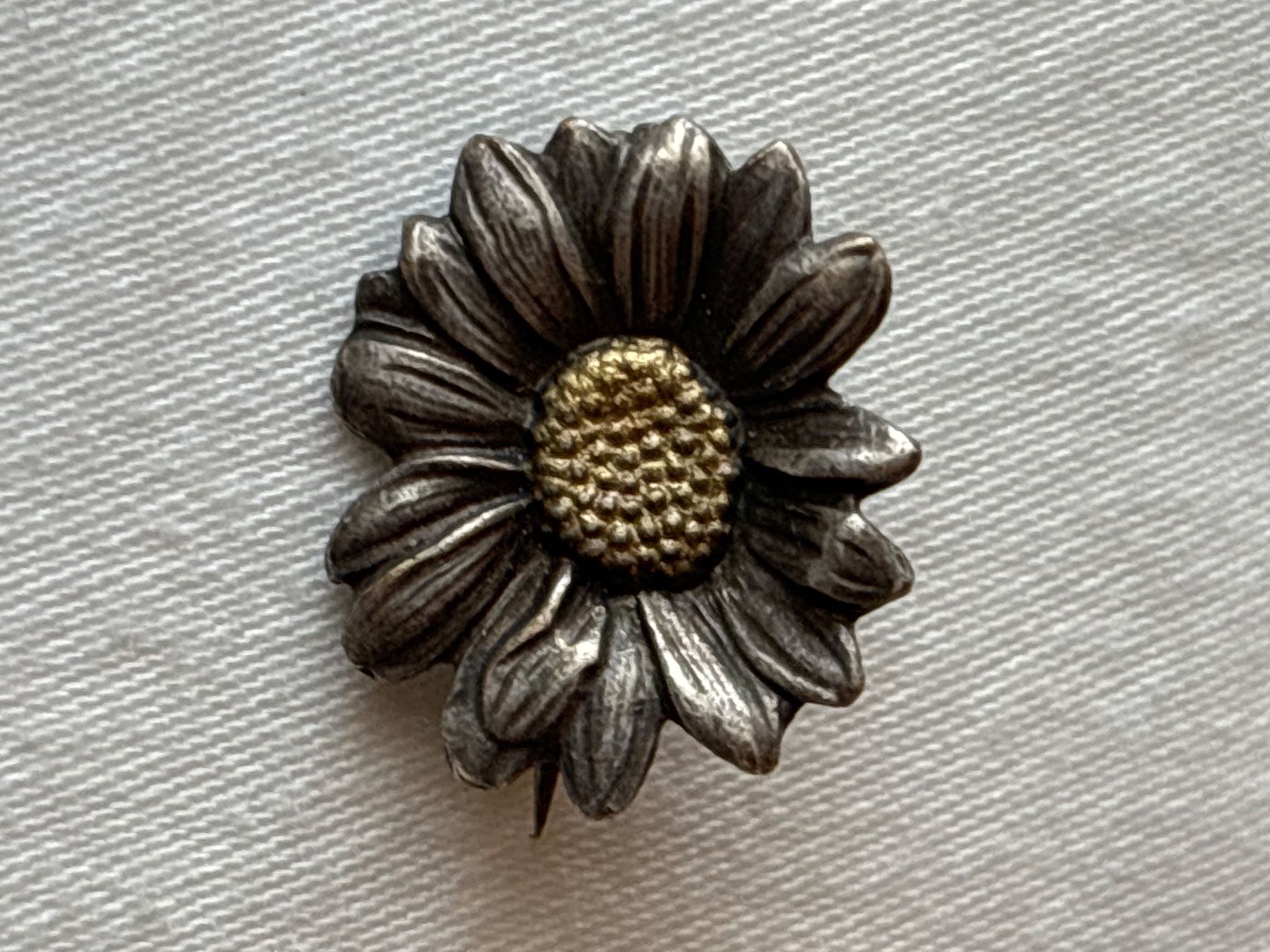 Spille & Fermagli: Antike Jugendstil Brosche  Margerite – Usato da Thun venduto da Studi1974
