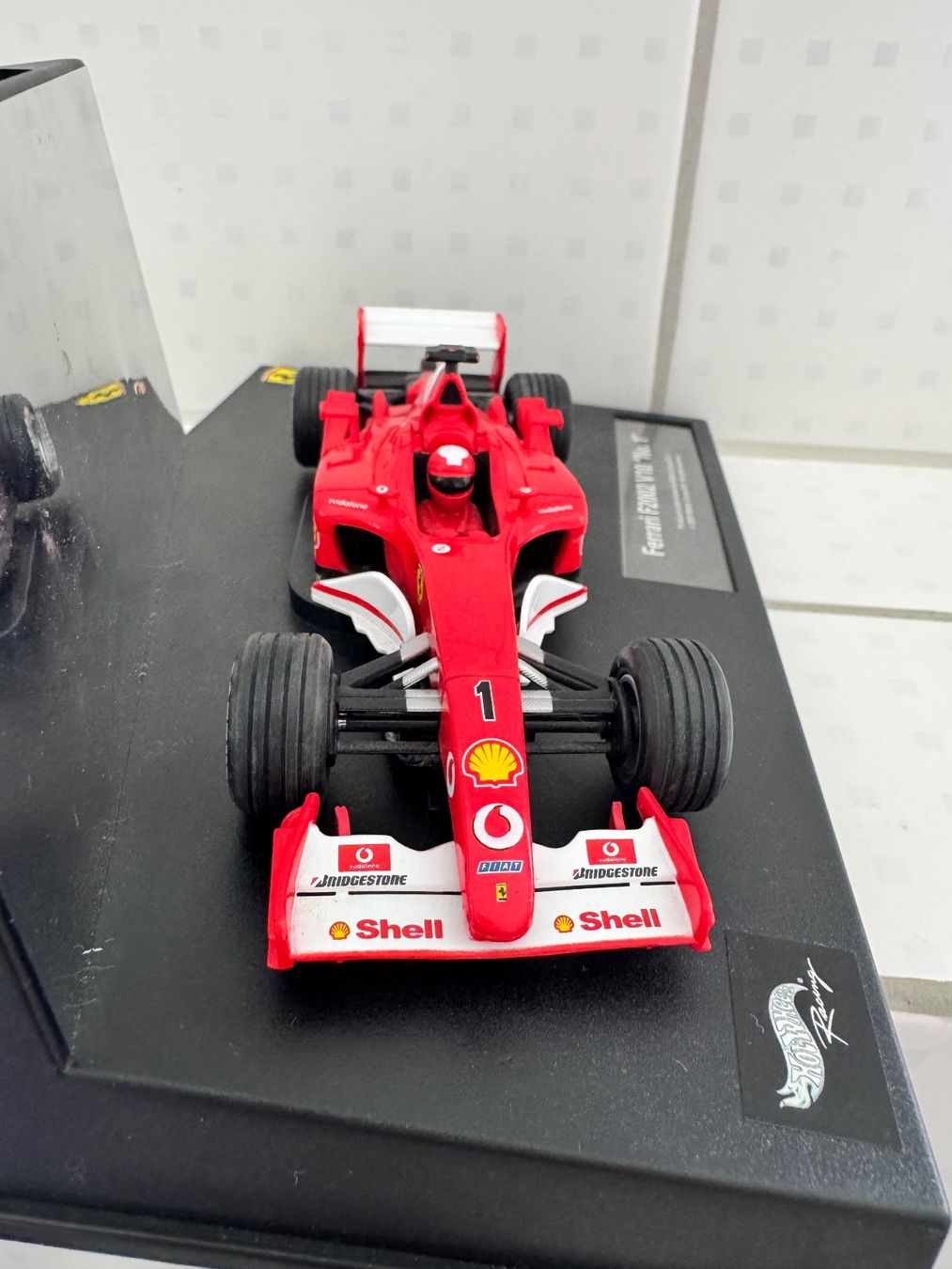 Carrera Modellini d'auto: Carrera 25706 Evolution Ferrari F2002 V10 "No. 1" – Usato da Winterthur venduto da dan_692p 3