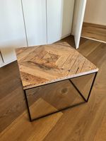 Sofatisch Altholz quadratisch mit Metallgestell