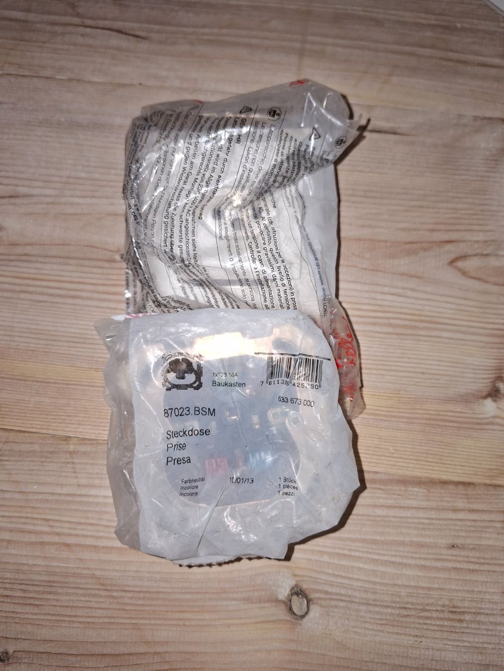Feller Spine: UP 1xT23 Steckdose Edizio Due weiss – Nuovo e nell'imballaggio originale da Emmenmatt venduto da BitHeater 1